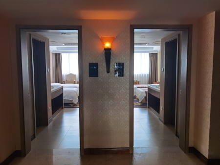 酒店安裝監(jiān)控?cái)z像頭的目的，AI視頻監(jiān)控如何實(shí)現(xiàn)