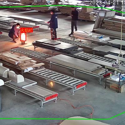 不同于傳統(tǒng)安防服務(wù)有繁復(fù)，AI視頻監(jiān)控以其便利、快捷的優(yōu)勢成為目前民用安防市場的新寵